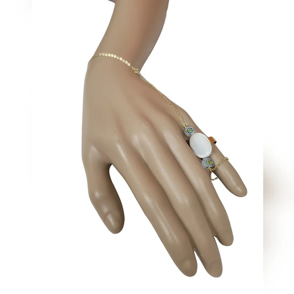 Mother of Pearl Real 18K Gold Plated Stainless Steel Cabochon Finger Ring - Picture 3 of 4